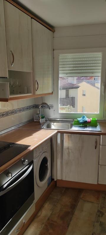 Acogedor Y Centrico Apartamento, En Centro De Sf Burgo
